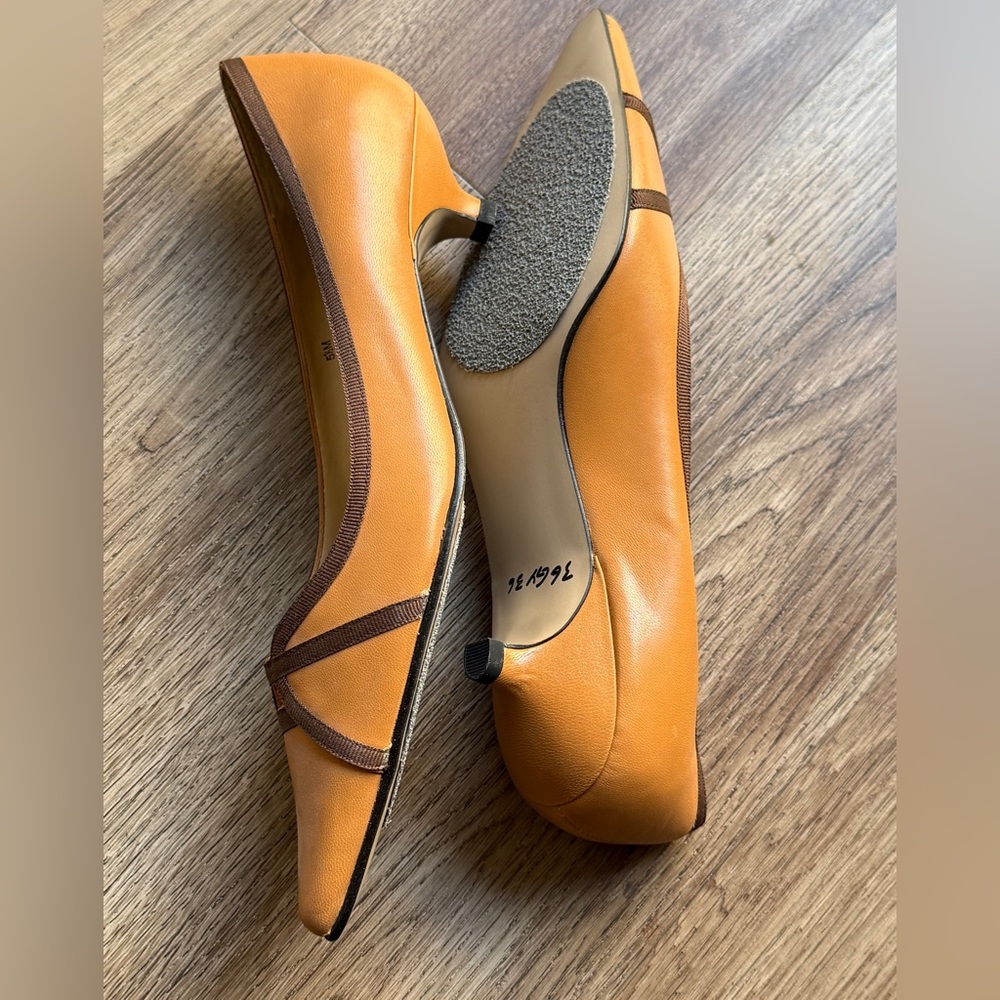 Preview International Pointer Toe Kitten Heel Lea… - image 12